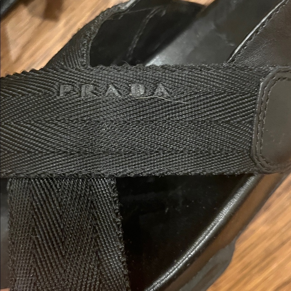 Prada Elegant Black Strappy Sandals 38 - Picture 5 of 6